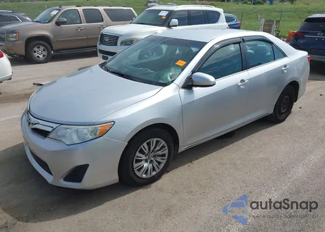 2012 Toyota Camry Le z USA, uszkodzony, nr VIN 4T1BF1FK6CU009042